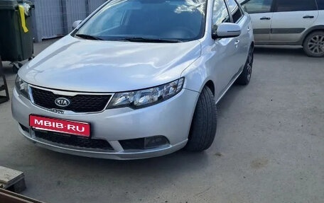 KIA Cerato III, 2010 год, 815 000 рублей, 1 фотография