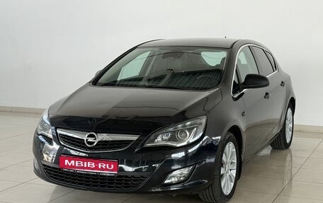 Opel Astra J, 2011 год, 525 000 рублей, 1 фотография