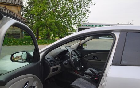 Renault Megane III, 2010 год, 570 000 рублей, 4 фотография