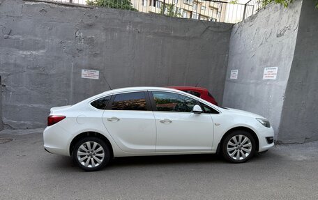 Opel Astra J, 2013 год, 695 000 рублей, 4 фотография