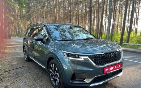 KIA Carnival, 2020 год, 3 750 000 рублей, 5 фотография