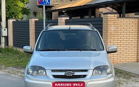 Chevrolet Niva I рестайлинг, 2017 год, 739 000 рублей, 3 фотография