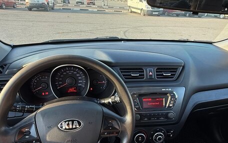 KIA Rio III рестайлинг, 2013 год, 840 000 рублей, 9 фотография