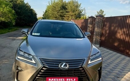 Lexus RX IV рестайлинг, 2018 год, 4 000 000 рублей, 2 фотография