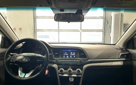 Hyundai Elantra VI рестайлинг, 2019 год, 1 060 000 рублей, 8 фотография