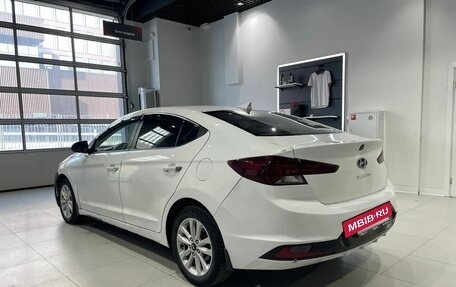 Hyundai Elantra VI рестайлинг, 2019 год, 1 060 000 рублей, 6 фотография