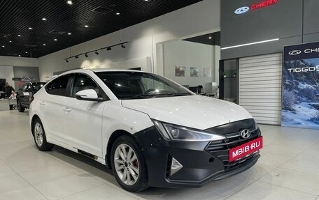 Hyundai Elantra VI рестайлинг, 2019 год, 1 060 000 рублей, 3 фотография