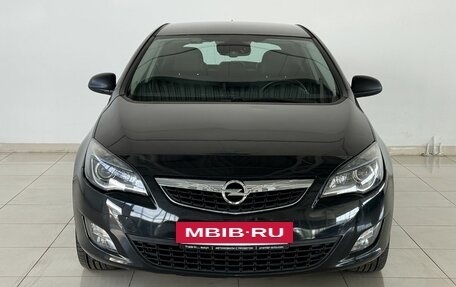 Opel Astra J, 2011 год, 525 000 рублей, 2 фотография