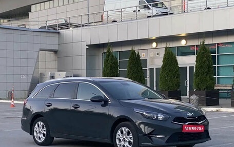 KIA cee'd III, 2022 год, 1 995 000 рублей, 1 фотография