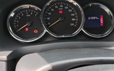 Renault Sandero II рестайлинг, 2014 год, 790 000 рублей, 4 фотография