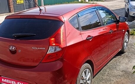 Hyundai Solaris II рестайлинг, 2012 год, 650 000 рублей, 3 фотография