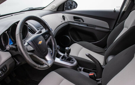Chevrolet Cruze II, 2013 год, 700 000 рублей, 10 фотография