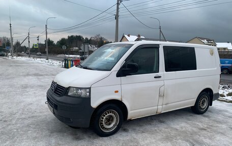 Volkswagen Transporter T5 рестайлинг, 2004 год, 650 000 рублей, 4 фотография