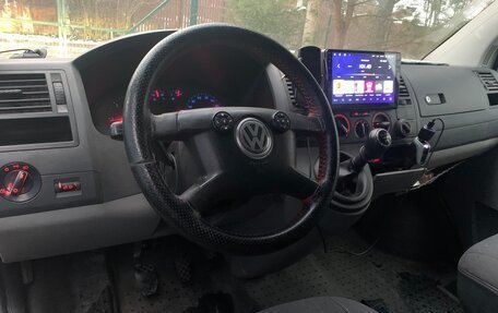 Volkswagen Transporter T5 рестайлинг, 2004 год, 650 000 рублей, 9 фотография