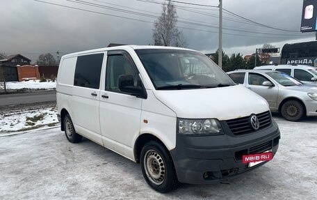 Volkswagen Transporter T5 рестайлинг, 2004 год, 650 000 рублей, 2 фотография