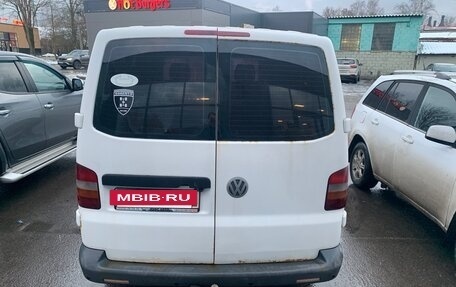 Volkswagen Transporter T5 рестайлинг, 2004 год, 650 000 рублей, 3 фотография