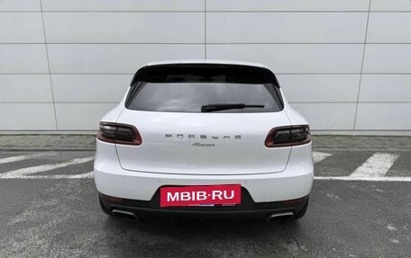 Porsche Macan I рестайлинг, 2017 год, 3 360 000 рублей, 8 фотография