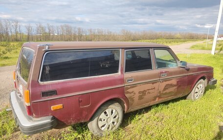 Volvo 240 Series, 1980 год, 180 000 рублей, 3 фотография
