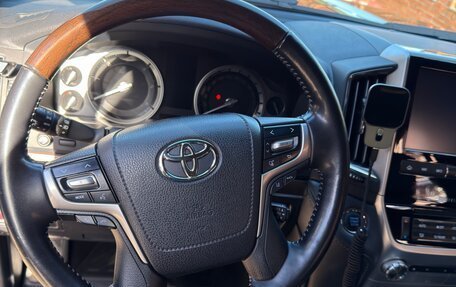 Toyota Land Cruiser 200, 2019 год, 8 700 000 рублей, 6 фотография