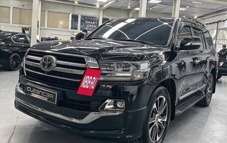 Toyota Land Cruiser 200, 2019 год, 8 700 000 рублей, 19 фотография