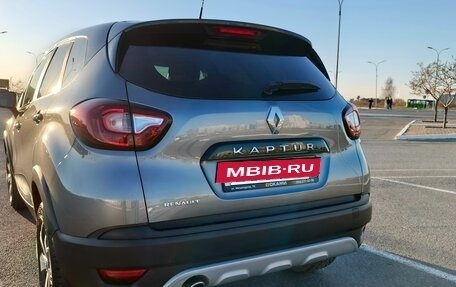 Renault Kaptur I рестайлинг, 2017 год, 1 200 000 рублей, 2 фотография
