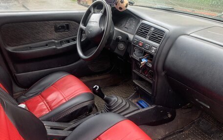 Nissan Almera, 1997 год, 40 000 рублей, 2 фотография