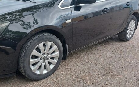 Opel Astra J, 2011 год, 850 000 рублей, 4 фотография