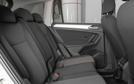 Volkswagen Tiguan II, 2021 год, 2 844 400 рублей, 8 фотография