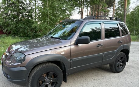 Chevrolet Niva I рестайлинг, 2019 год, 730 000 рублей, 5 фотография