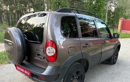 Chevrolet Niva I рестайлинг, 2019 год, 730 000 рублей, 3 фотография