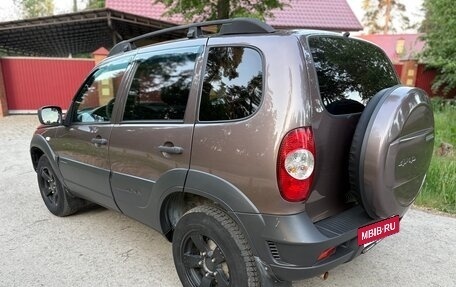 Chevrolet Niva I рестайлинг, 2019 год, 730 000 рублей, 16 фотография