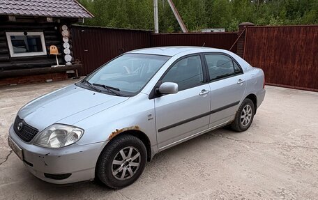 Toyota Corolla, 2003 год, 330 000 рублей, 3 фотография