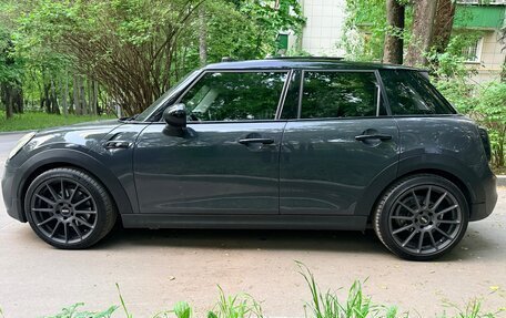 MINI Hatch, 2018 год, 1 900 000 рублей, 9 фотография