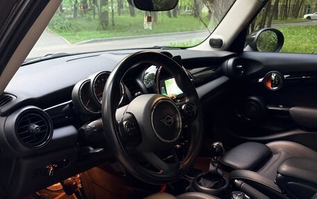MINI Hatch, 2018 год, 1 900 000 рублей, 6 фотография
