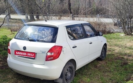 Skoda Fabia II, 2010 год, 355 000 рублей, 3 фотография