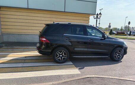 Mercedes-Benz M-Класс, 2014 год, 1 850 000 рублей, 3 фотография