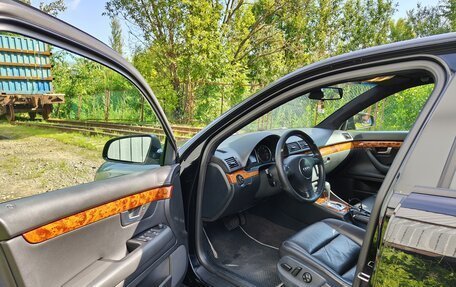 Audi A4, 2004 год, 990 000 рублей, 7 фотография
