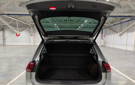 Volkswagen Tiguan II, 2018 год, 3 100 000 рублей, 12 фотография