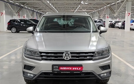 Volkswagen Tiguan II, 2018 год, 3 100 000 рублей, 2 фотография