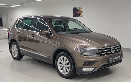 Volkswagen Tiguan II, 2017 год, 2 388 000 рублей, 3 фотография