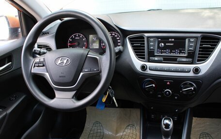 Hyundai Solaris II рестайлинг, 2018 год, 1 415 000 рублей, 13 фотография