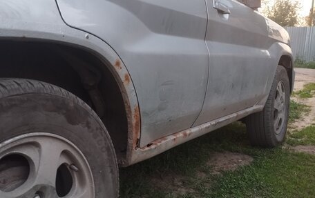 Mitsubishi Pajero iO, 2002 год, 330 000 рублей, 6 фотография
