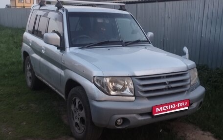 Mitsubishi Pajero iO, 2002 год, 330 000 рублей, 3 фотография