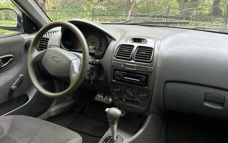 Hyundai Accent II, 2004 год, 240 000 рублей, 4 фотография