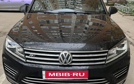 Volkswagen Touareg III, 2015 год, 2 900 000 рублей, 3 фотография