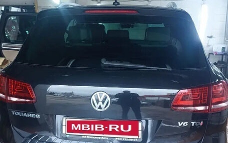 Volkswagen Touareg III, 2015 год, 2 900 000 рублей, 2 фотография