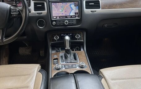 Volkswagen Touareg III, 2015 год, 2 900 000 рублей, 11 фотография