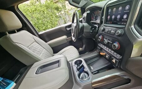 Chevrolet Silverado, 2019 год, 6 600 000 рублей, 4 фотография