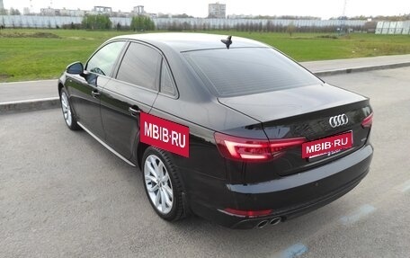 Audi A4, 2017 год, 2 300 000 рублей, 7 фотография