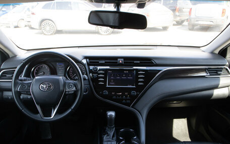 Toyota Camry, 2020 год, 2 248 000 рублей, 12 фотография